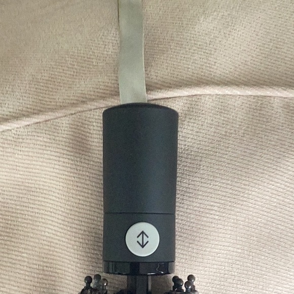 Gray Geometric Pattern Umbrella - Picture 3 of 6